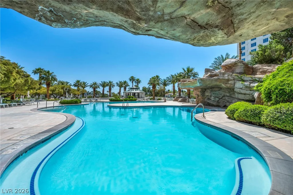 322 Karen, Las Vegas, NV 89109
