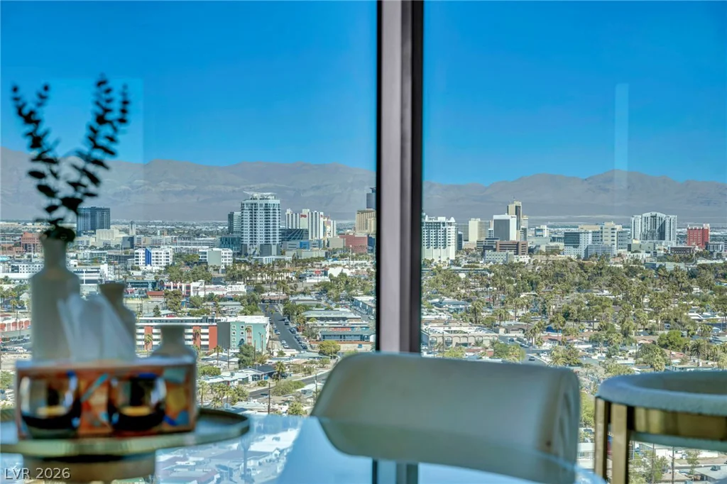 322 Karen, Las Vegas, NV 89109