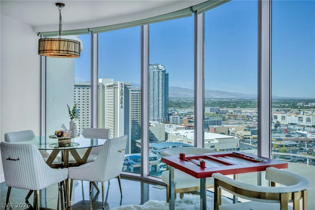 322 Karen, Las Vegas, NV 89109