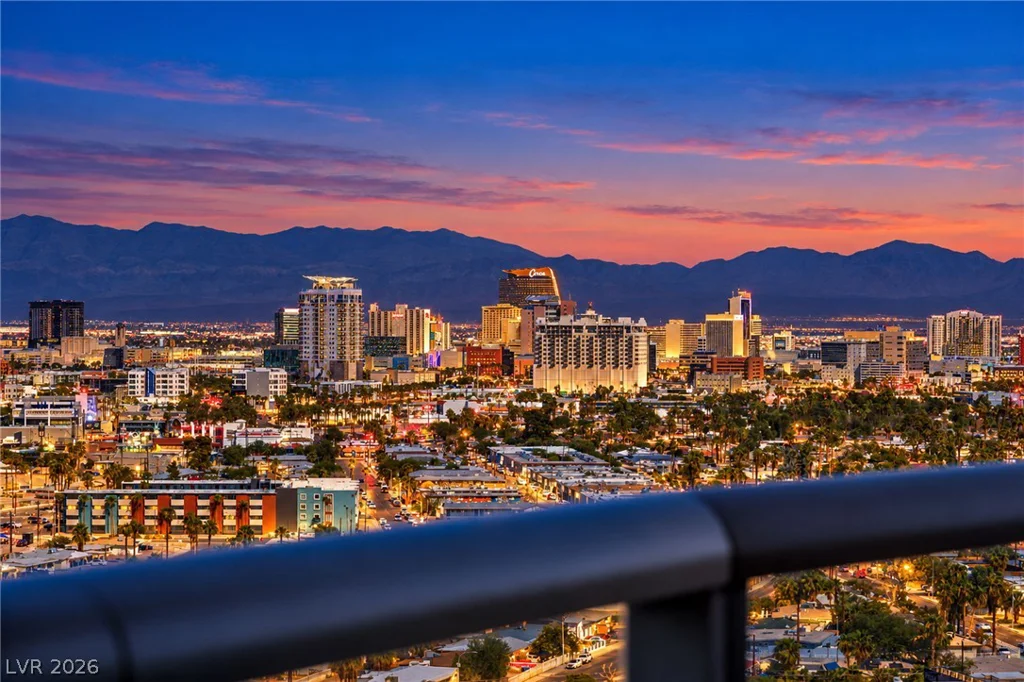 322 Karen, Las Vegas, NV 89109