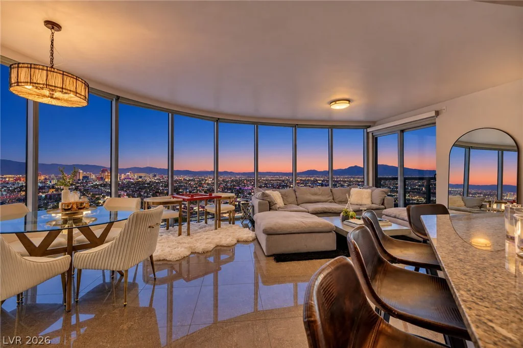 322 Karen, Las Vegas, NV 89109