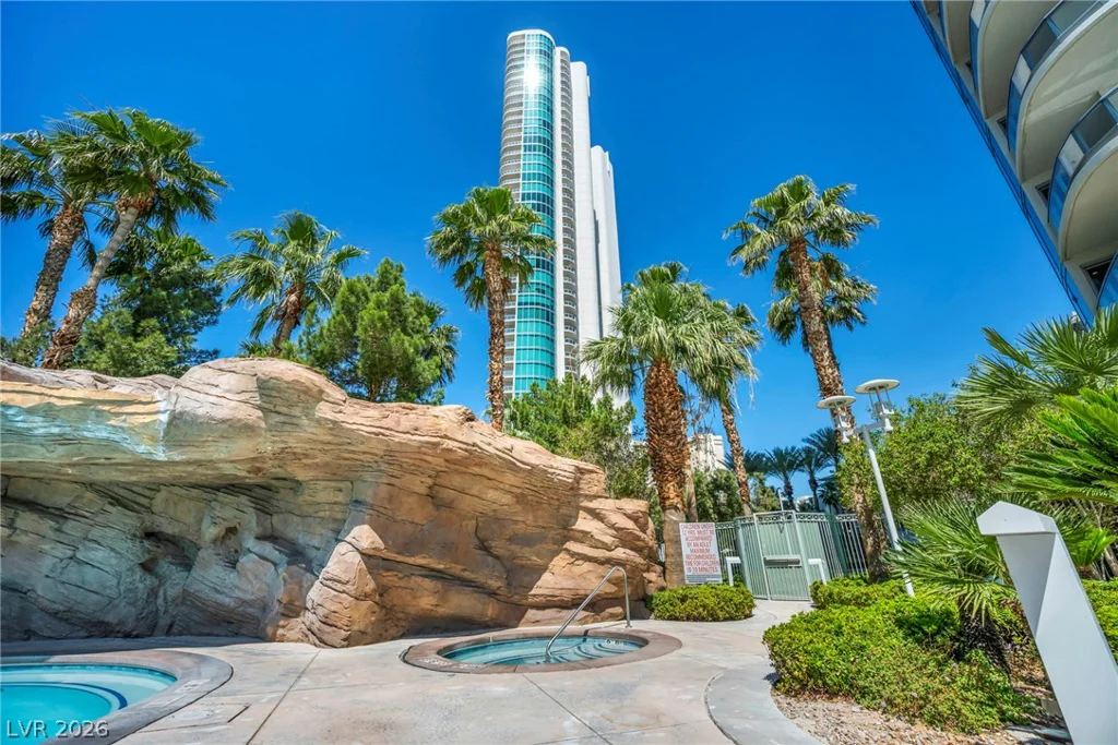 322 Karen, Las Vegas, NV 89109