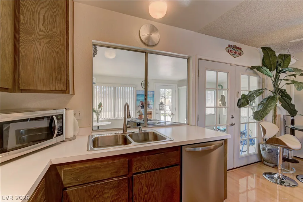 7027 Westbrook, Las Vegas, NV 89147