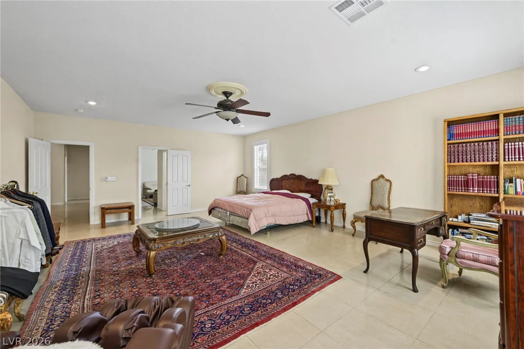 7611 Leybourne, Las Vegas, NV 89131