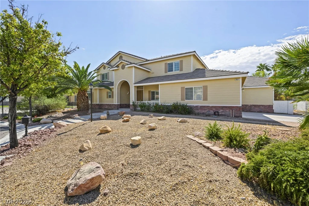 7611 Leybourne, Las Vegas, NV 89131