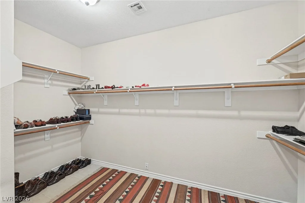 7611 Leybourne, Las Vegas, NV 89131