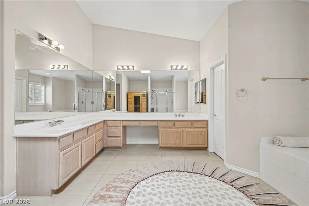 7611 Leybourne, Las Vegas, NV 89131