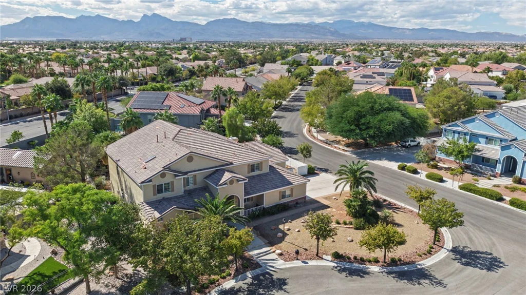7611 Leybourne, Las Vegas, NV 89131