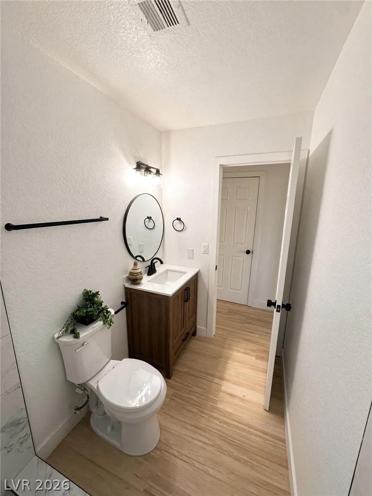 864 Parkhurst, Las Vegas, NV 89107