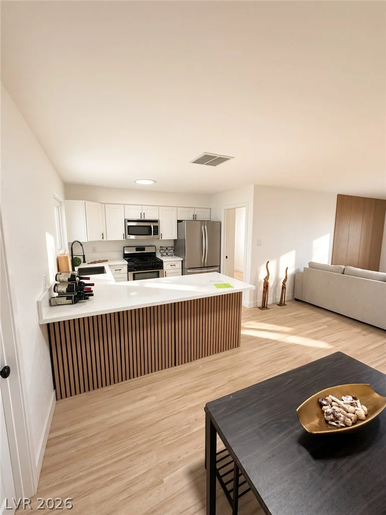 864 Parkhurst, Las Vegas, NV 89107
