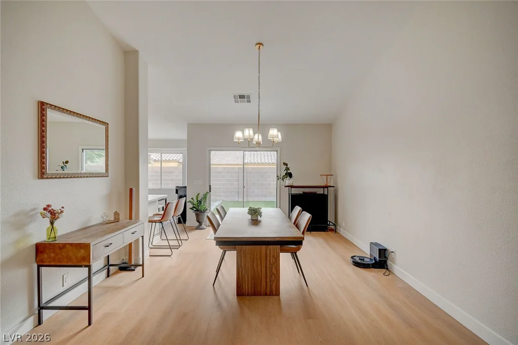 6113 Desert Haven, Las Vegas, NV 89130