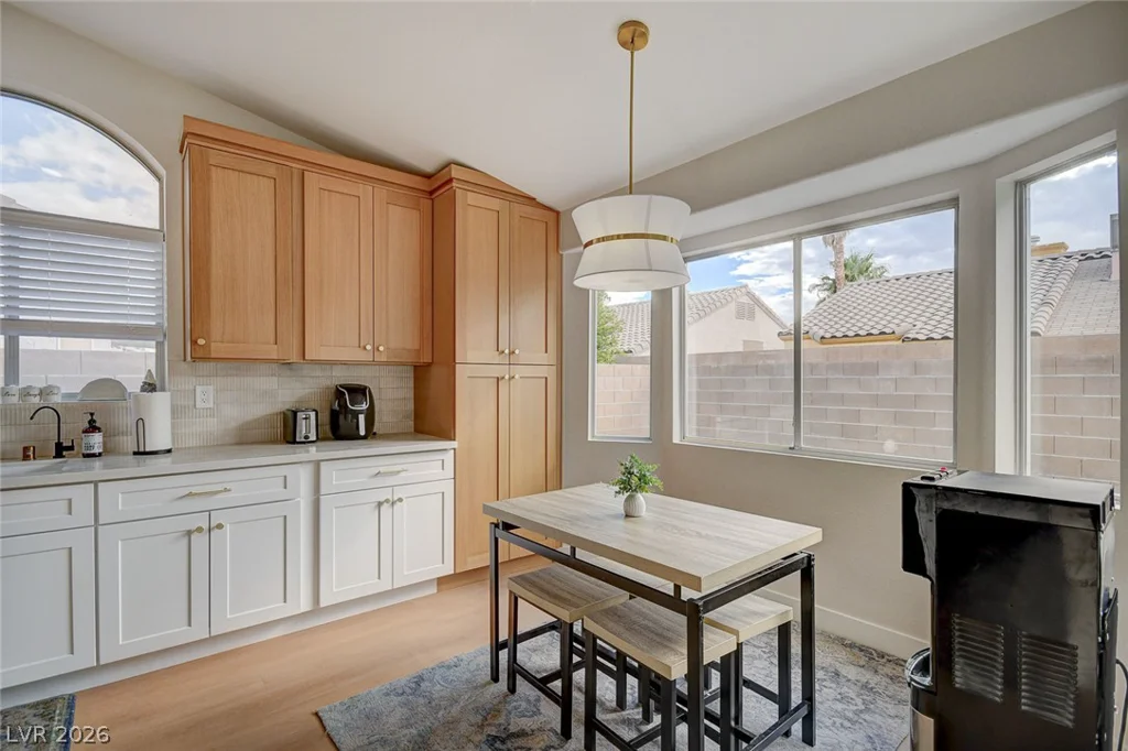 6113 Desert Haven, Las Vegas, NV 89130