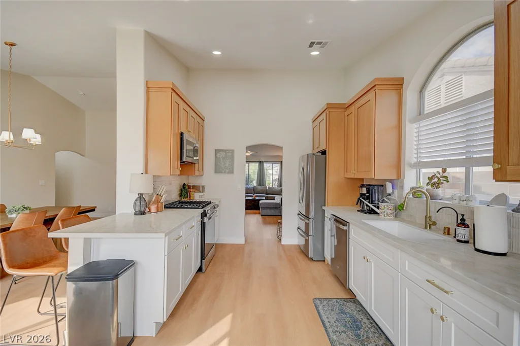 6113 Desert Haven, Las Vegas, NV 89130