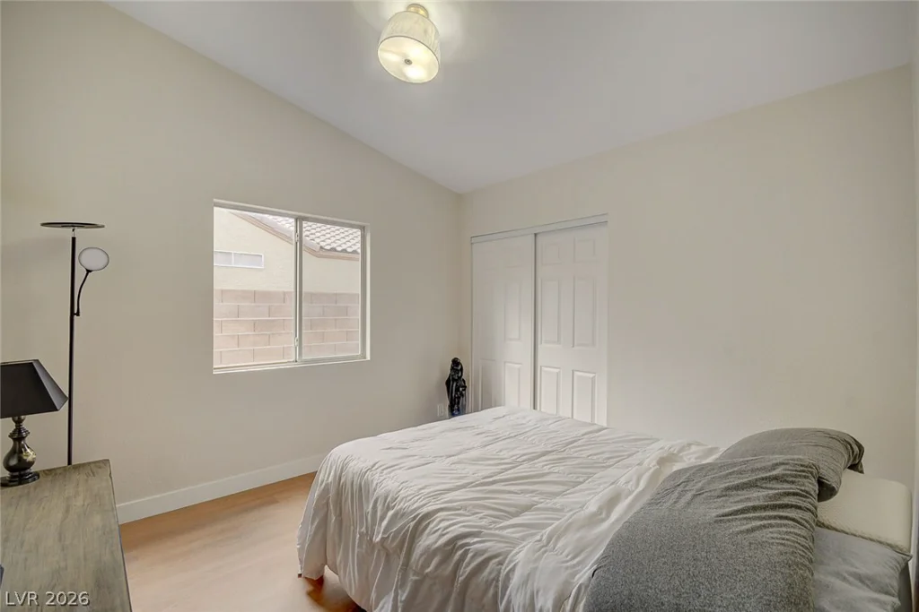 6113 Desert Haven, Las Vegas, NV 89130