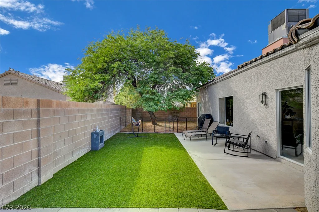 6113 Desert Haven, Las Vegas, NV 89130