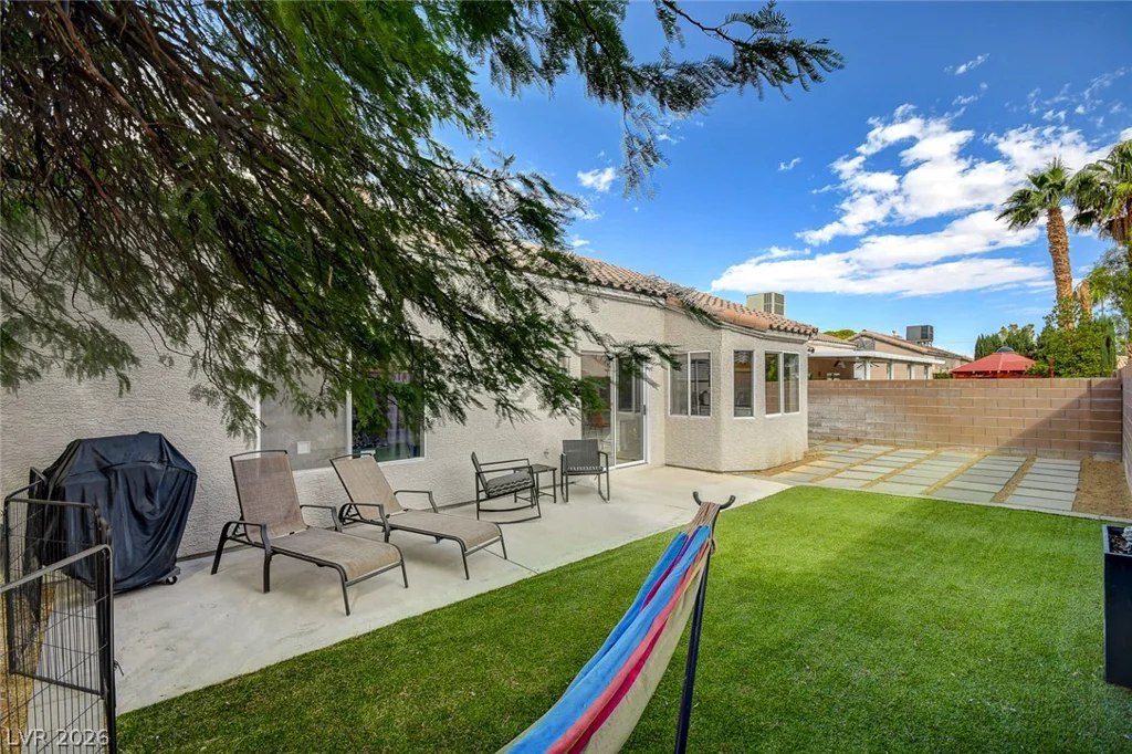 6113 Desert Haven, Las Vegas, NV 89130
