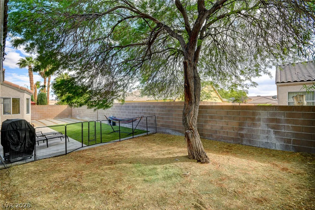 6113 Desert Haven, Las Vegas, NV 89130