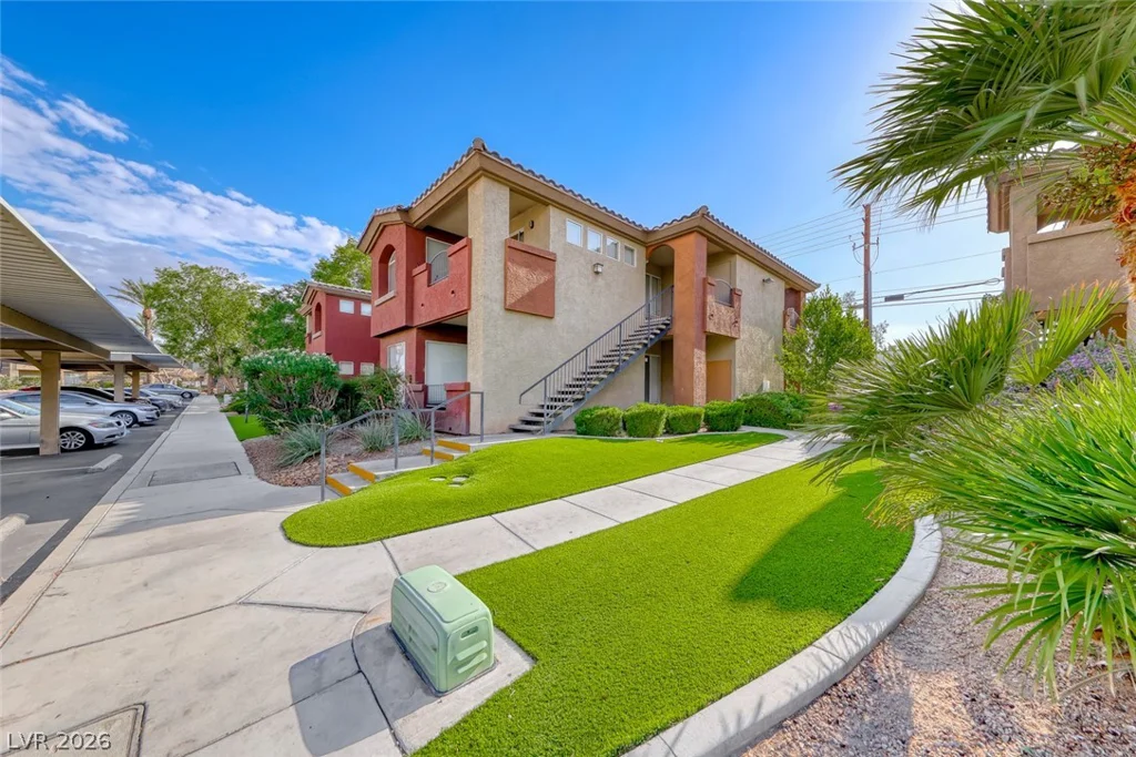 4400 Jones, Las Vegas, NV 89103