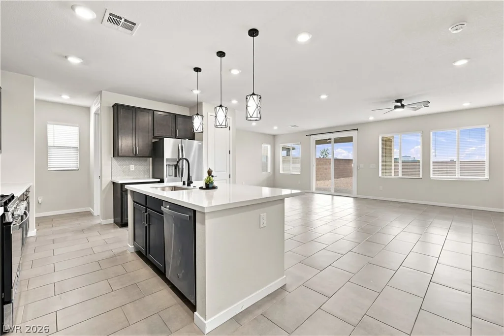 6726 Palmer Estates, North Las Vegas, NV 89086