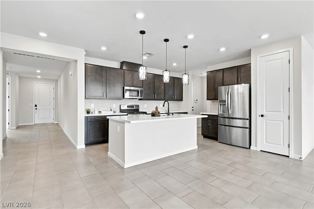 6726 Palmer Estates, North Las Vegas, NV 89086