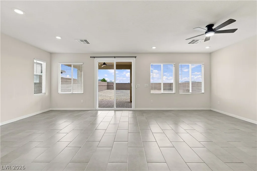 6726 Palmer Estates, North Las Vegas, NV 89086