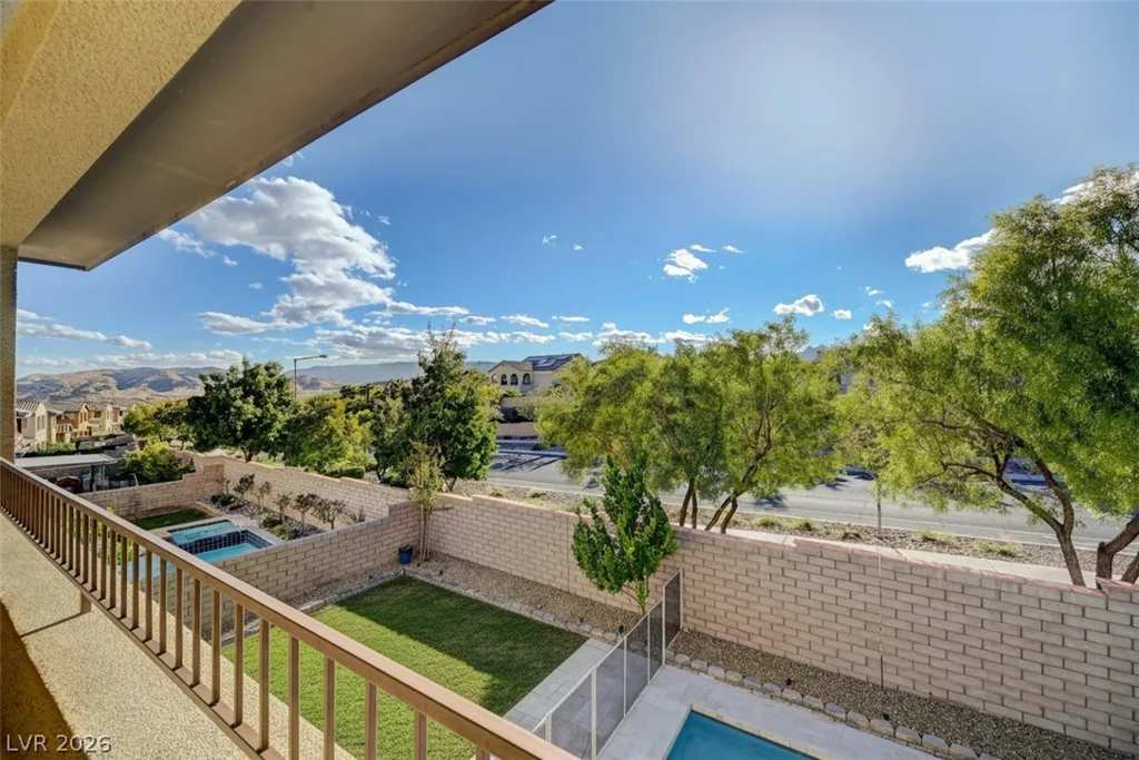 449 Paso De Montana, Las Vegas, NV 89138