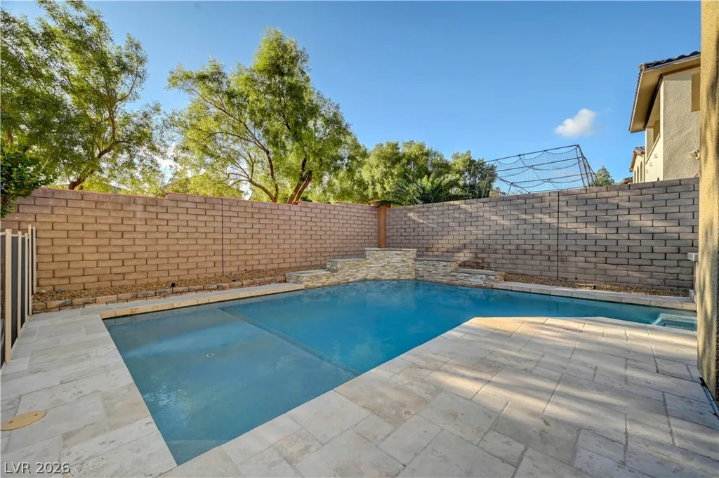 449 Paso De Montana, Las Vegas, NV 89138