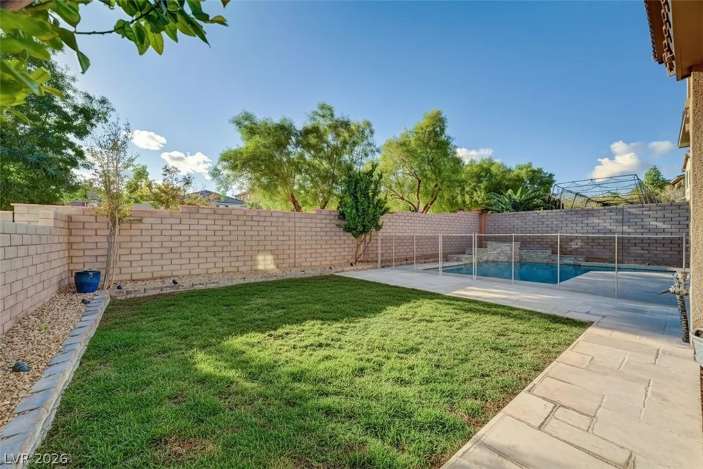449 Paso De Montana, Las Vegas, NV 89138