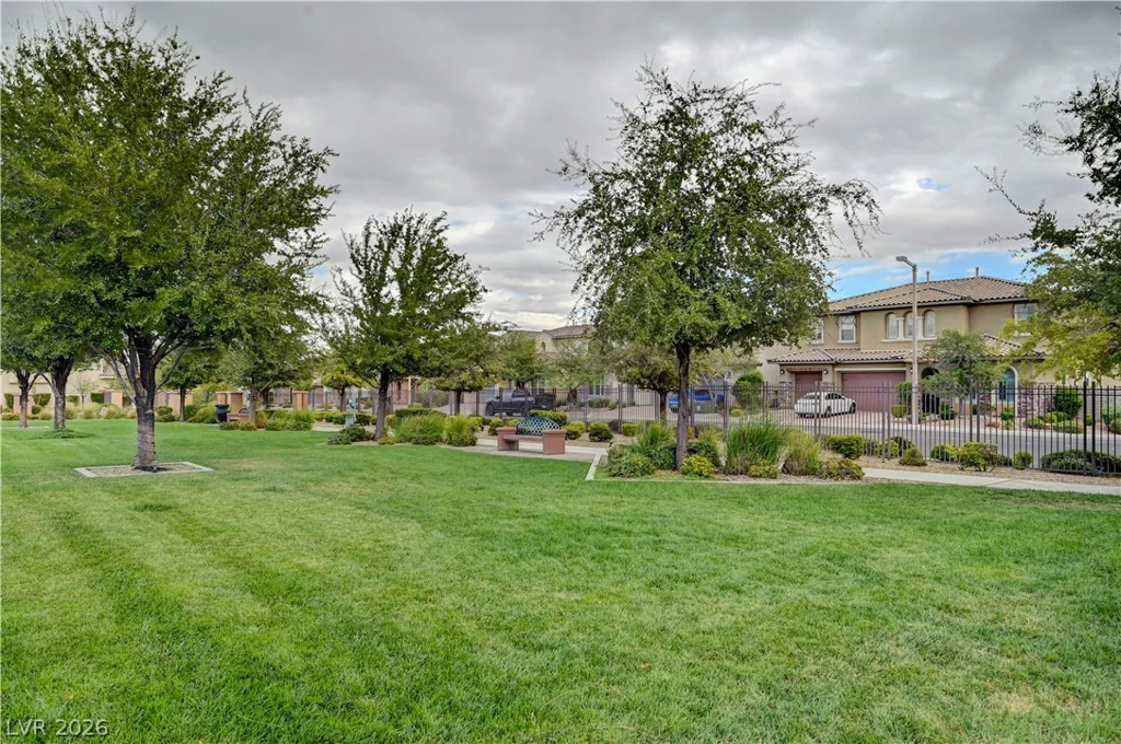 449 Paso De Montana, Las Vegas, NV 89138