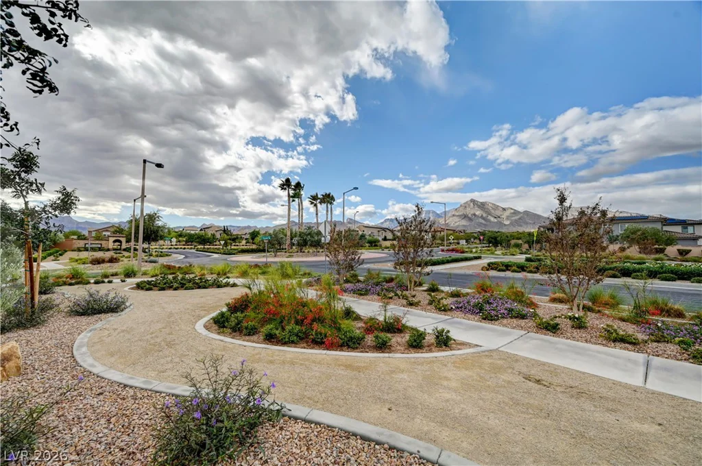 449 Paso De Montana, Las Vegas, NV 89138