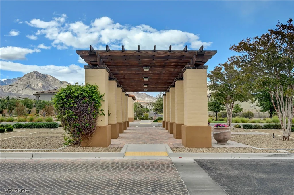 449 Paso De Montana, Las Vegas, NV 89138