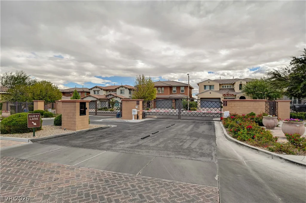 449 Paso De Montana, Las Vegas, NV 89138