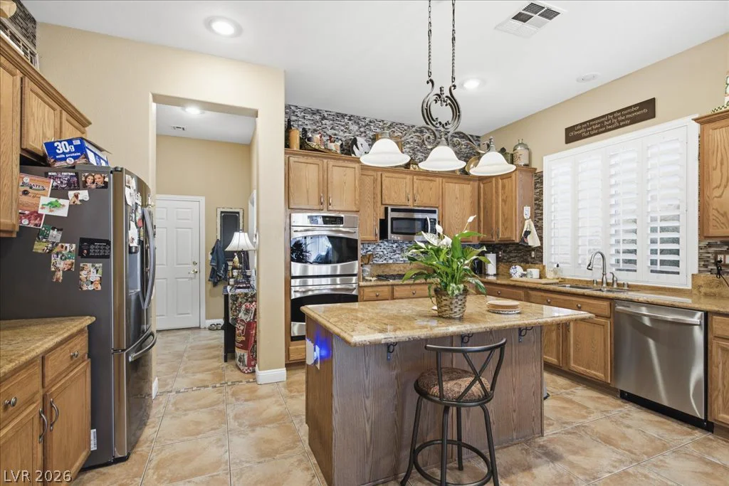7233 Silver Valley, Las Vegas, NV 89149