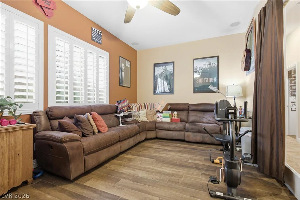 7233 Silver Valley, Las Vegas, NV 89149