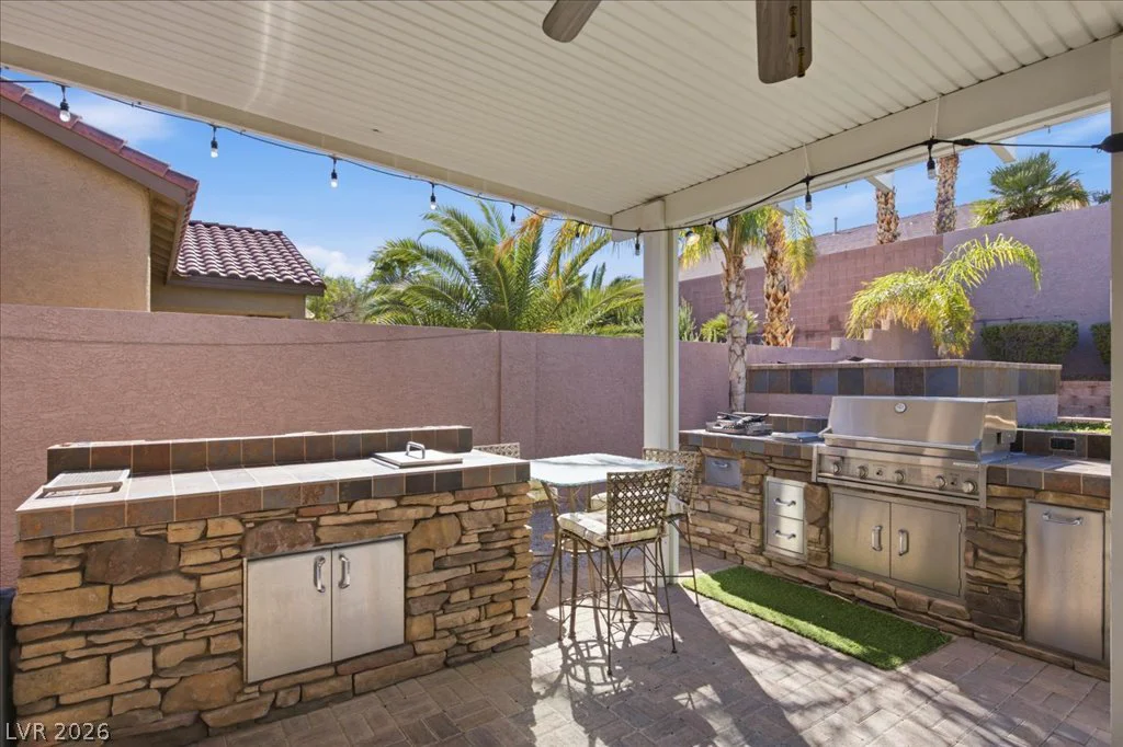 7233 Silver Valley, Las Vegas, NV 89149