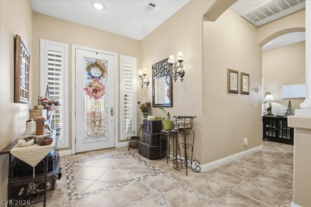 7233 Silver Valley, Las Vegas, NV 89149