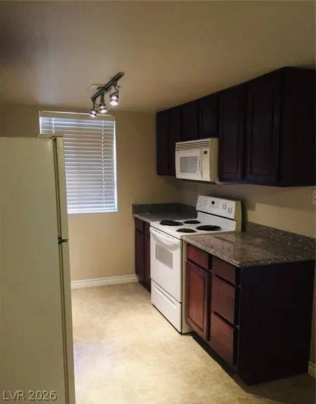 4941 River Glen, Las Vegas, NV 89103