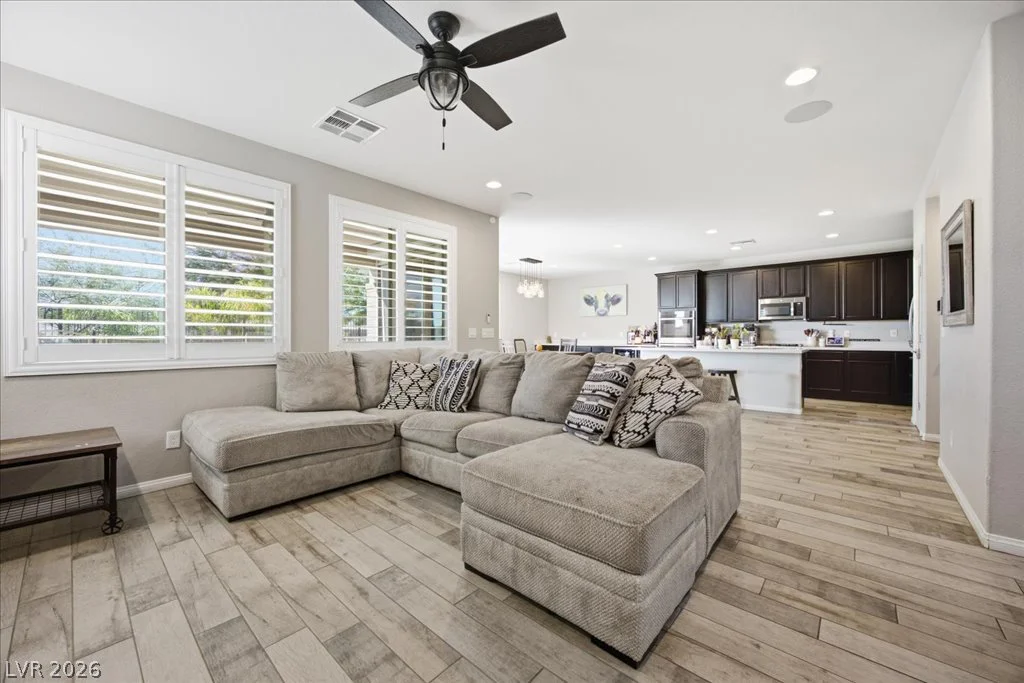 12459 Dolan Point, Las Vegas, NV 89138