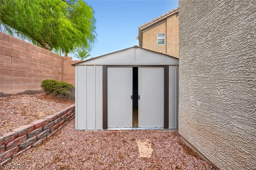 676 Haunts Walk, Las Vegas, NV 89178