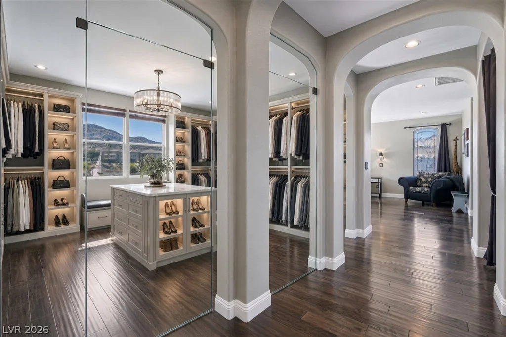 2587 Turtle Head Peak Dr, Las Vegas, NV 89135
