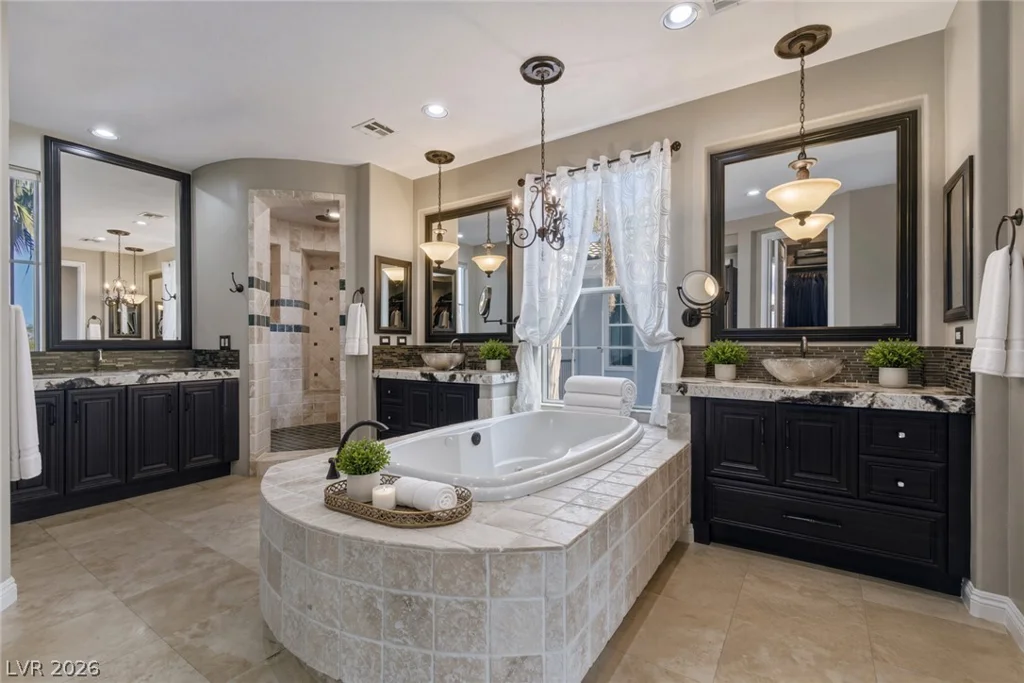 2587 Turtle Head Peak Dr, Las Vegas, NV 89135