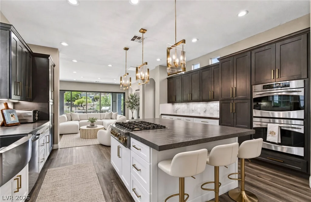 2587 Turtle Head Peak Dr, Las Vegas, NV 89135