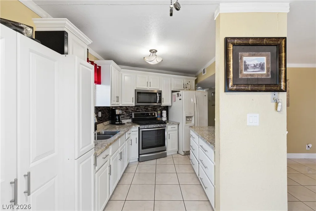 3715 Nelson, North Las Vegas, NV 89030