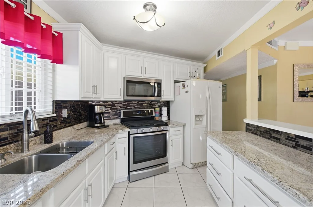 3715 Nelson, North Las Vegas, NV 89030