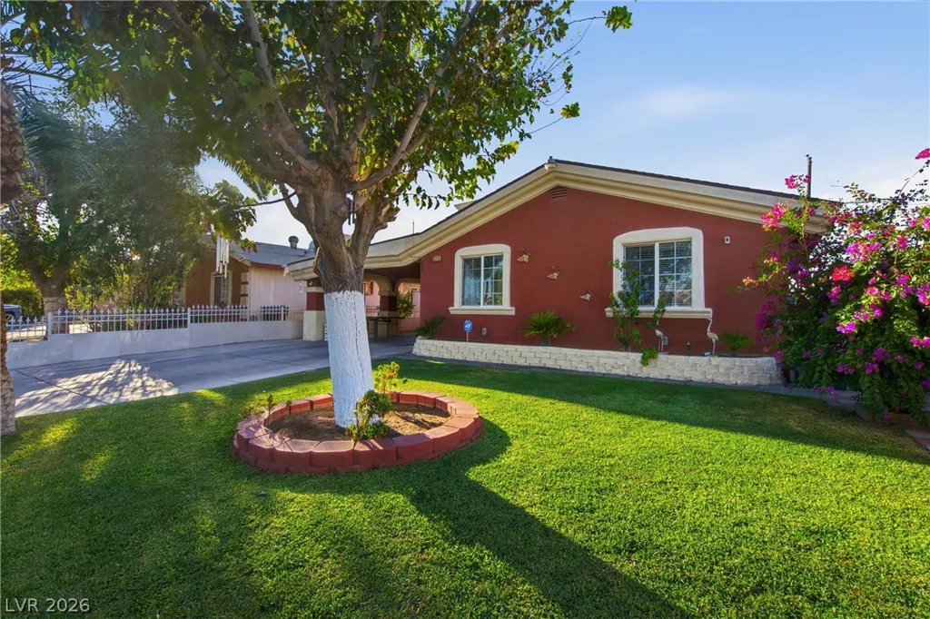 3715 Nelson, North Las Vegas, NV 89030