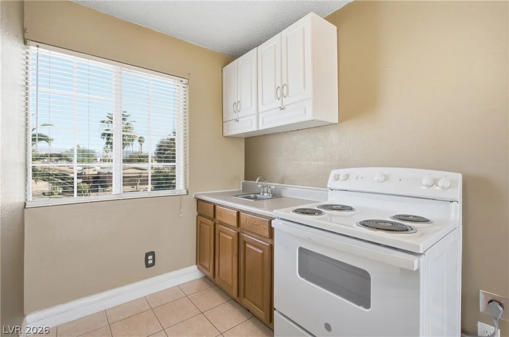 3715 Nelson, North Las Vegas, NV 89030