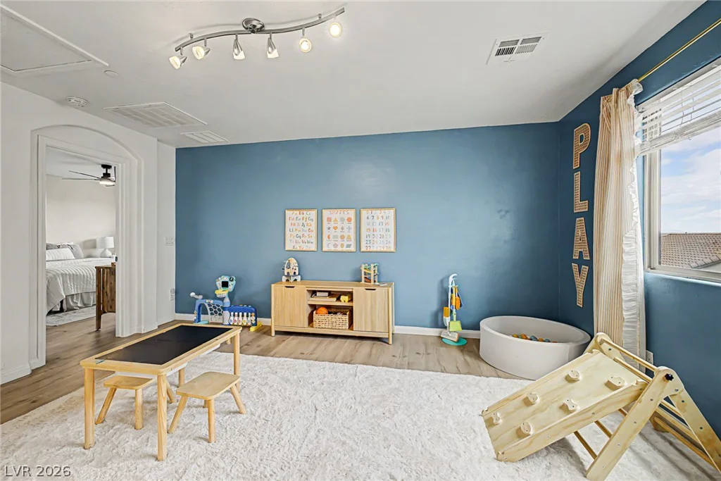 947 Via Del Campo, Henderson, NV 89011