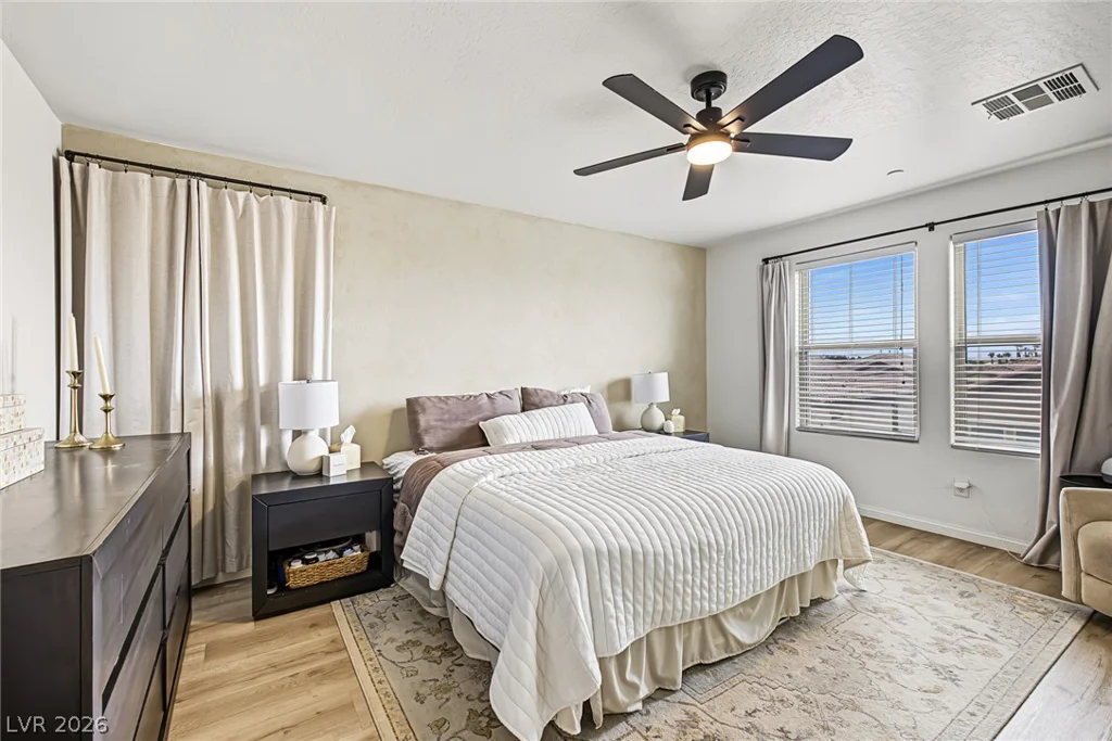 947 Via Del Campo, Henderson, NV 89011