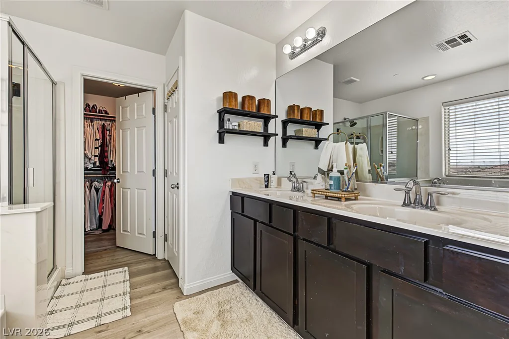 947 Via Del Campo, Henderson, NV 89011
