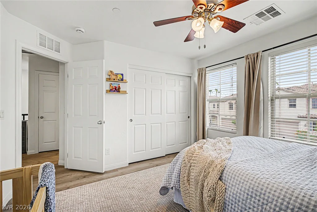 947 Via Del Campo, Henderson, NV 89011